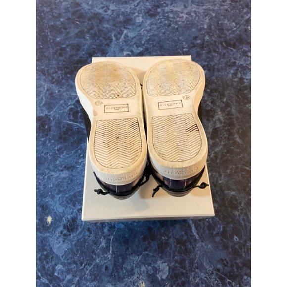 Givenchy Kids Elasticated-Strap Logo Sneakers Purple EU 33/US 8 $607. Pre-Owned - Picture 6 of 9